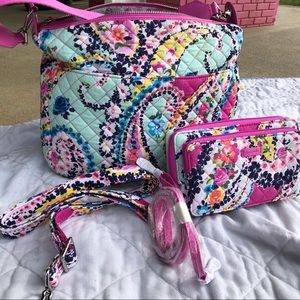 Vera Bradley Carson shldr bag/match + body wallet